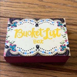 Bucket list box